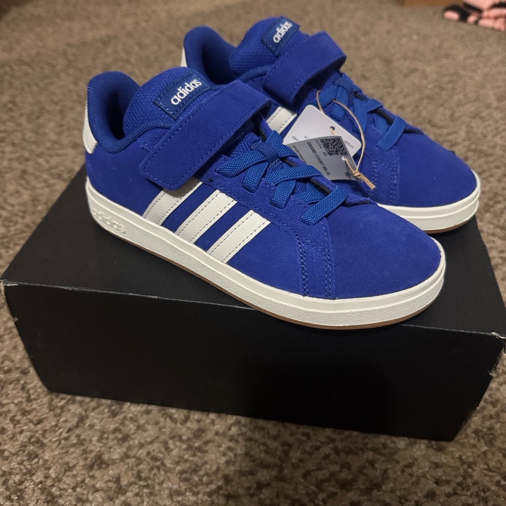 Adidas Kids size 1.5 Royal Blue Sneakers NWT
